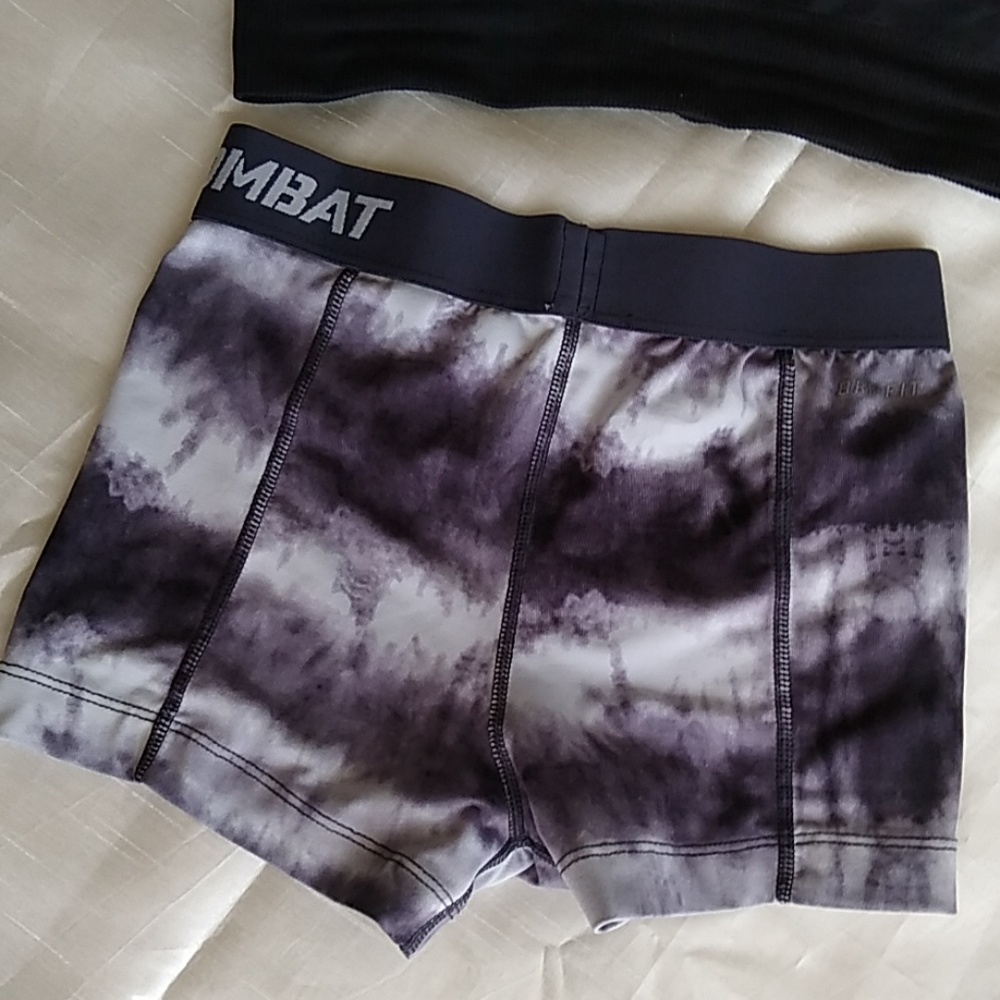 Nike Pro Combat Dri-Fit Shorts - Picture 2 of 4